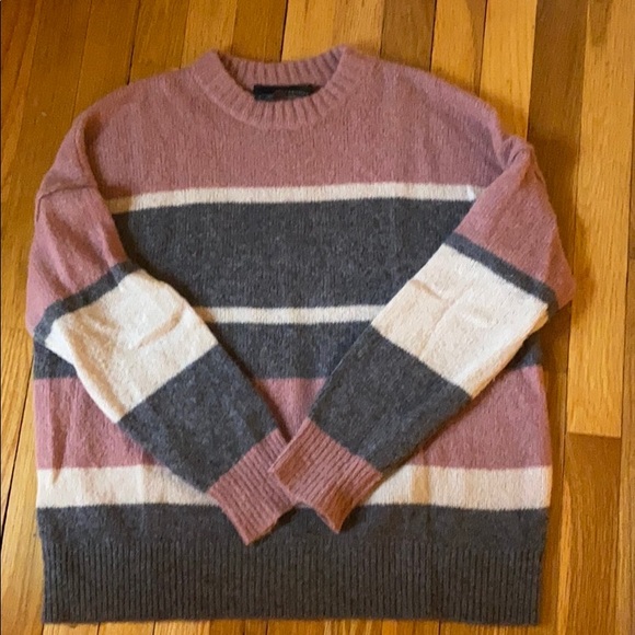 360 Cashmere Pink & Gray Striped Crewneck - Picture 4 of 9